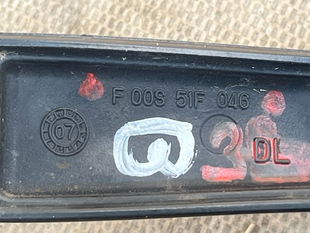 bontott KIA PRO Bal első Ablaktörlő Kar