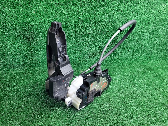 bontott KIA PRO Bal első Ajtózár