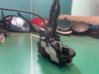 bontott KIA PRO Bal első Ajtózár