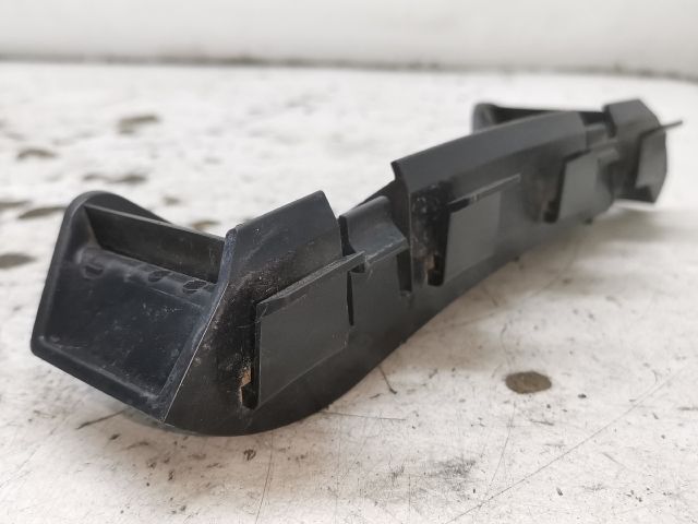 bontott KIA PRO Bal első Lökhárító Tartó (Műanyag)