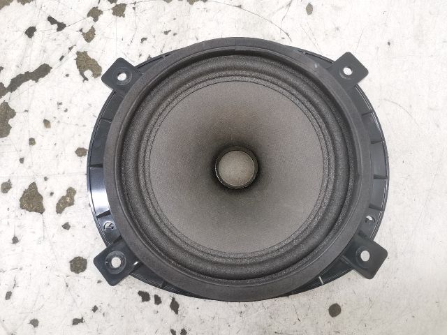 bontott KIA PRO Bal hátsó Hangszóró