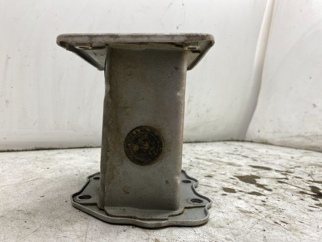 bontott KIA PRO Bal Lökhárító Tartó Nyúlványvég