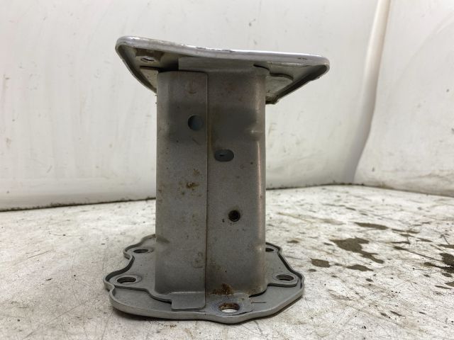 bontott KIA PRO Bal Lökhárító Tartó Nyúlványvég