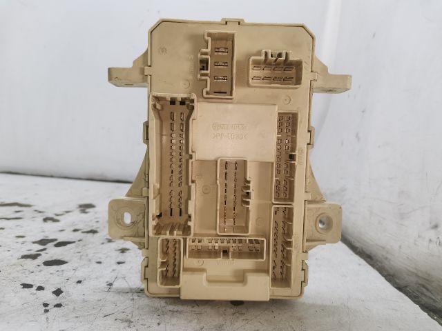 bontott KIA PRO Biztosítéktábla Utastér