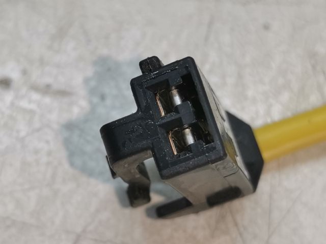 bontott KIA PRO Csomagtérajtó Kilincs