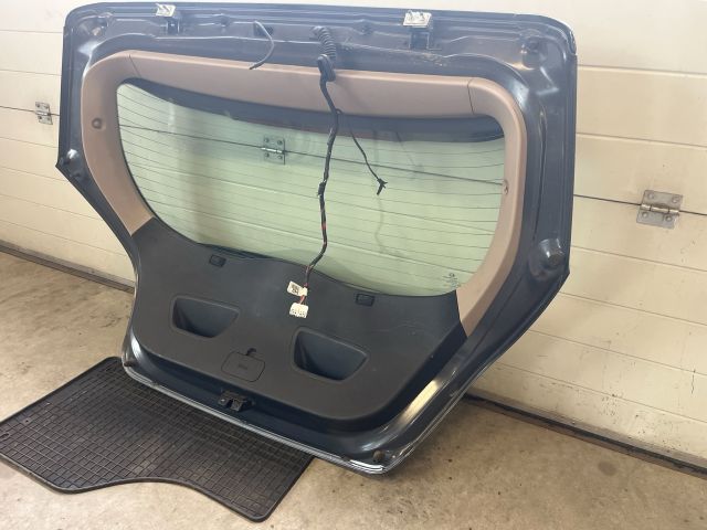 bontott KIA PRO Csomagtérajtó (Részeivel)