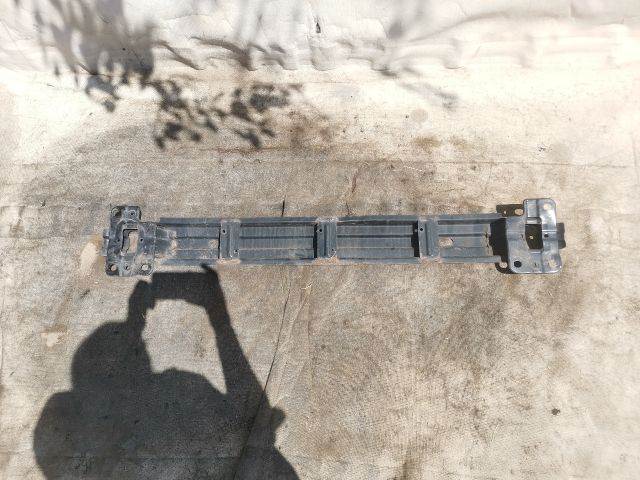 bontott KIA PRO Első Lökhárító Merevítő (Fém)