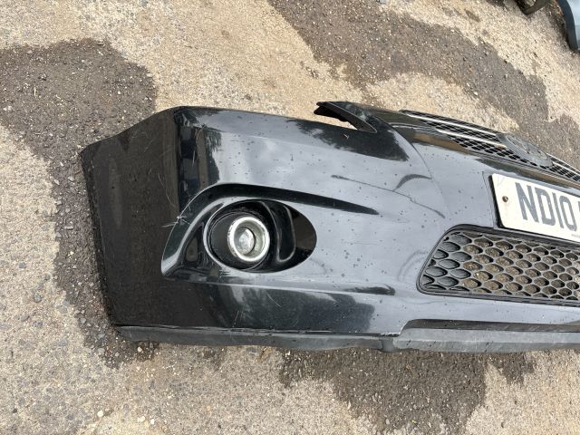 bontott KIA PRO Első Lökhárító (Részeivel)