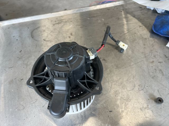 bontott KIA PRO Fűtőmotor (Klímás)