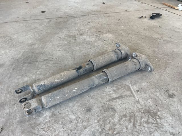 bontott KIA PRO Hátsó Lengéscsillapító Pár