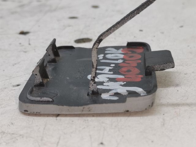 bontott KIA PRO Hátsó Vonószem Burkolat