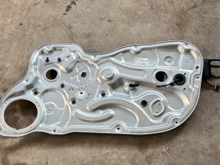 bontott KIA PRO Jobb első Ablakemelő Szerkezet (Elektromos)