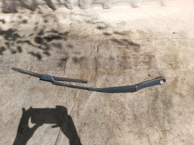 bontott KIA PRO Jobb első Ablaktörlő Kar