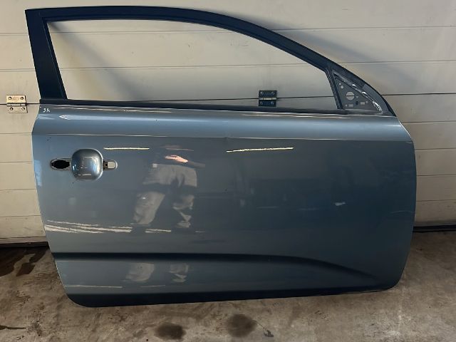 bontott KIA PRO Jobb első Ajtó (Üres lemez)