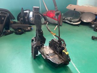 bontott KIA PRO Jobb első Ajtózár