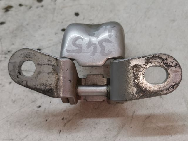 bontott KIA PRO Jobb első Alsó Zsanér