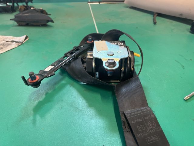 bontott KIA PRO Jobb első Biztonsági Öv