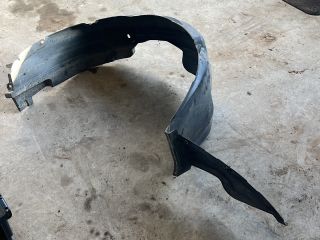 bontott KIA PRO Jobb első Dobbetét (Kerékjárati, Műanyag)