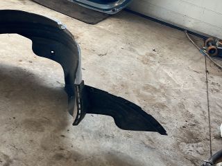 bontott KIA PRO Jobb első Dobbetét (Kerékjárati, Műanyag)