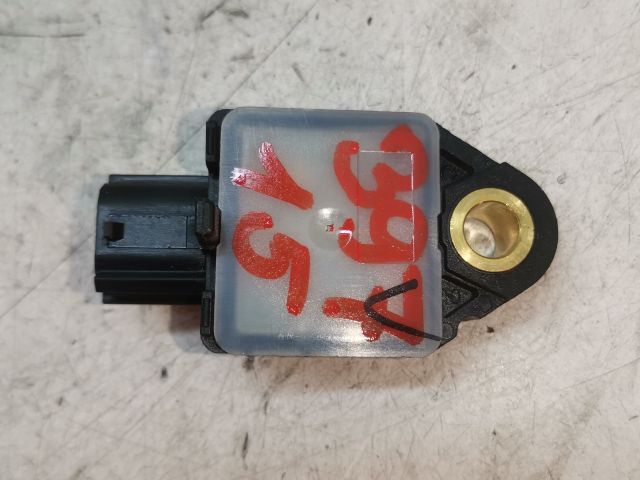 bontott KIA PRO Jobb első Oldal Ütközés Érzékelő