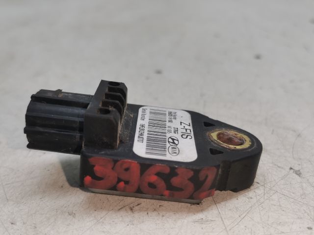 bontott KIA PRO Jobb első Ütközés Érzékelő (Homlokfalon)