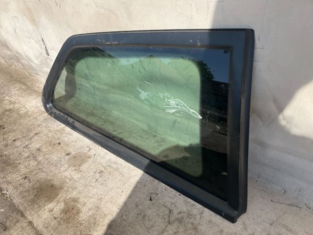 bontott KIA PRO Jobb hátsó Fixüveg (Ajtóban)