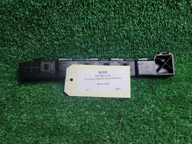 bontott KIA PRO Jobb hátsó Oldal Lökhárító Tartó (Műanyag)