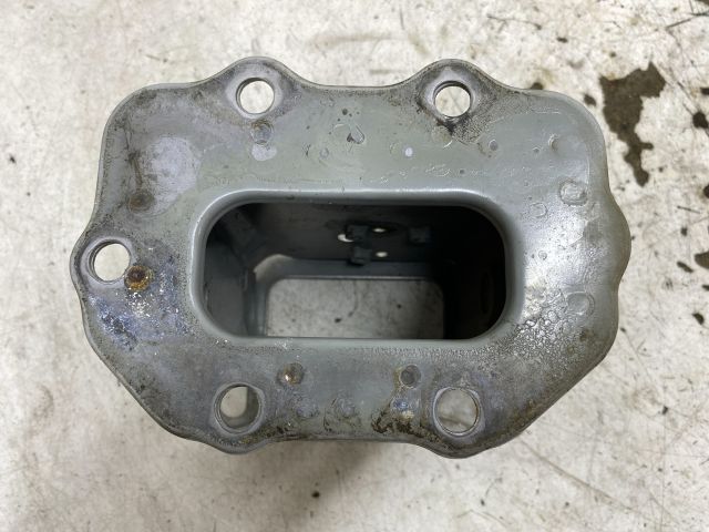 bontott KIA PRO Jobb Lökhárító Tartó Nyúlványvég