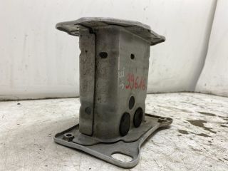 bontott KIA PRO Jobb Lökhárító Tartó Nyúlványvég