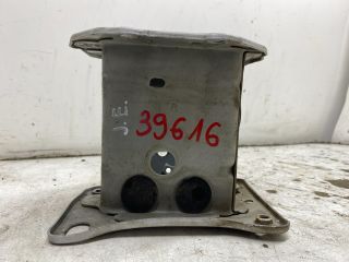 bontott KIA PRO Jobb Lökhárító Tartó Nyúlványvég