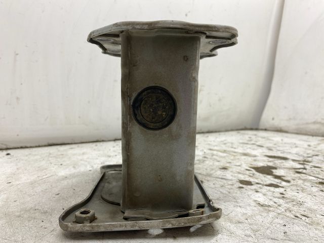 bontott KIA PRO Jobb Lökhárító Tartó Nyúlványvég