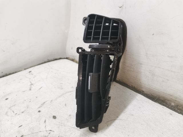 bontott KIA PRO Középső Jobb Szellőző