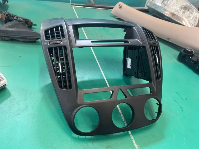 bontott KIA PRO Középső Szellőző