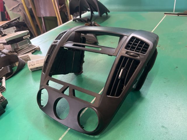 bontott KIA PRO Középső Szellőző