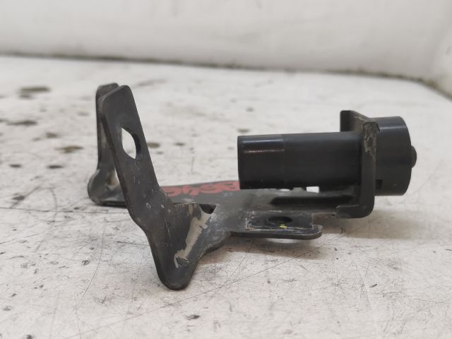 bontott KIA PRO Motorháztető Ajtó Kapcsoló