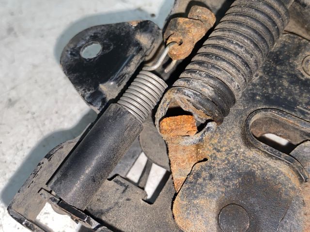 bontott KIA PRO Motorháztető Zárszerkezet