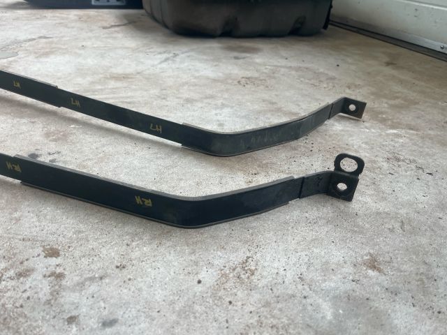 bontott KIA PRO Tank Tartó Pánt