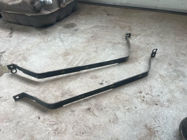 bontott KIA PRO Tank Tartó Pánt