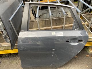 bontott KIA PROCEED Bal hátsó Ajtó (Üres lemez)