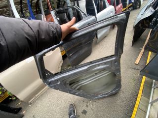 bontott KIA PROCEED Bal hátsó Ajtó (Üres lemez)