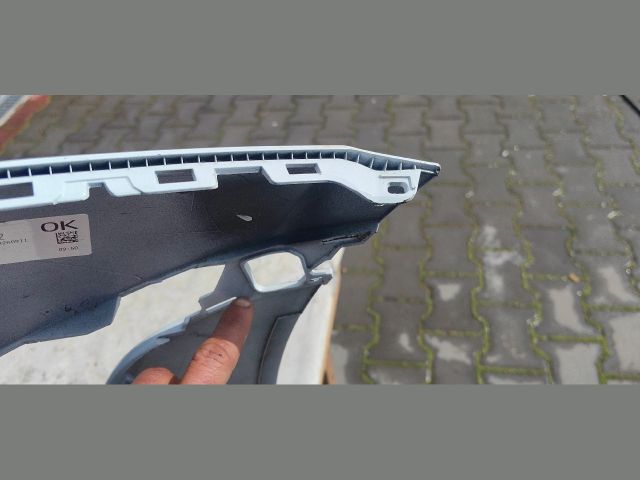 bontott KIA PROCEED Első Lökhárító (Üresen)