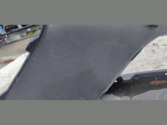 bontott KIA PROCEED Első Lökhárító (Üresen)