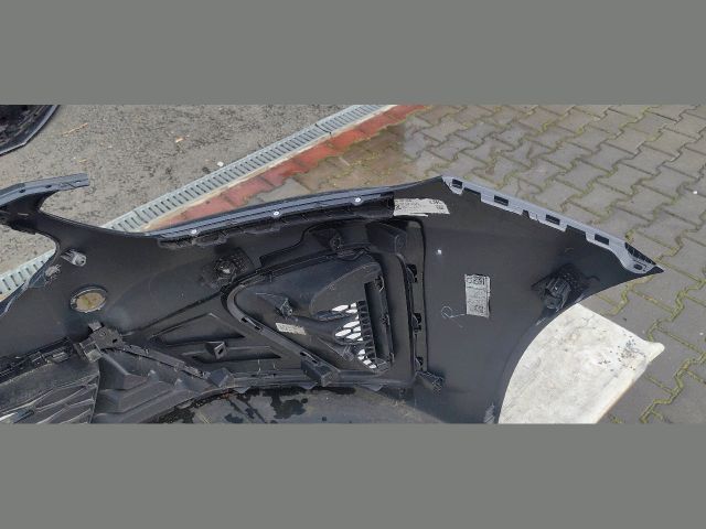 bontott KIA PROCEED Első Lökhárító (Üresen)