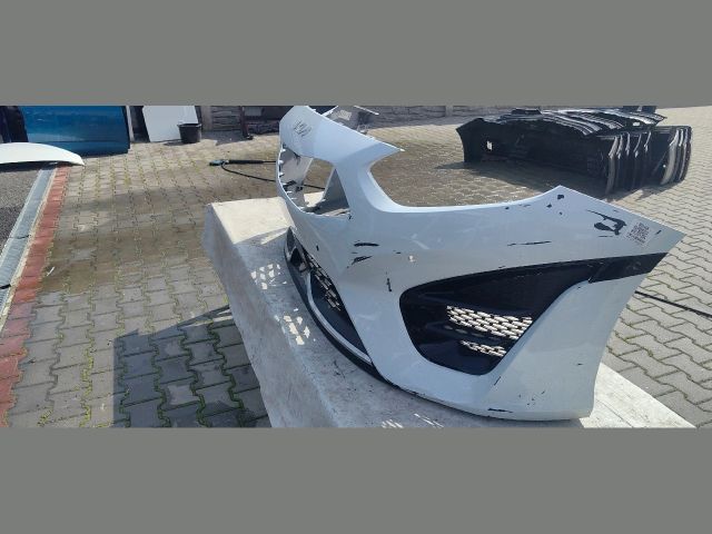 bontott KIA PROCEED Első Lökhárító (Üresen)