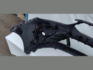 bontott KIA PROCEED Első Lökhárító (Üresen)