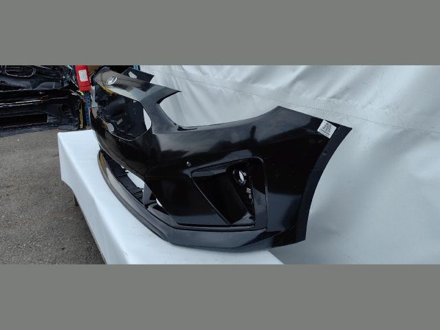 bontott KIA PROCEED Első Lökhárító (Üresen)