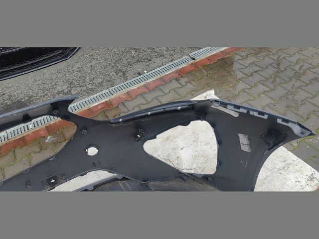 bontott KIA PROCEED Első Lökhárító (Üresen)