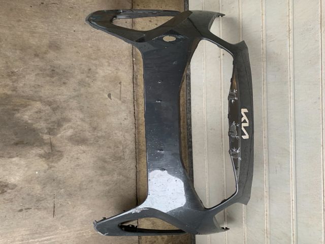 bontott KIA PROCEED Első Lökhárító (Üresen)