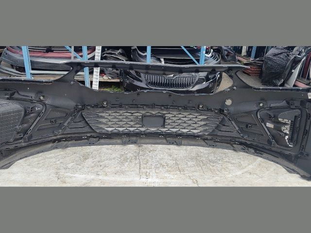 bontott KIA PROCEED Első Lökhárító (Üresen)