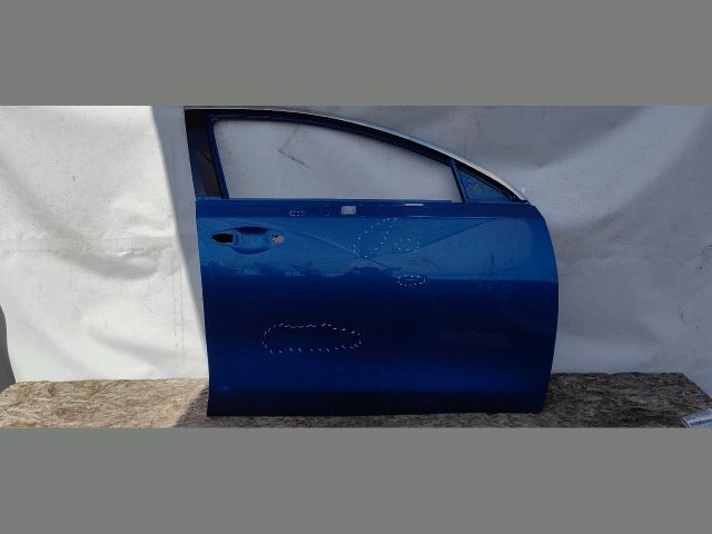 bontott KIA PROCEED Jobb első Ajtó (Üres lemez)